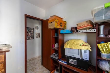 Casa à venda com 177m², 4 quartos e 4 vagas Casa à venda com 177m², 4 quartos e 4 vagasQuarto 4