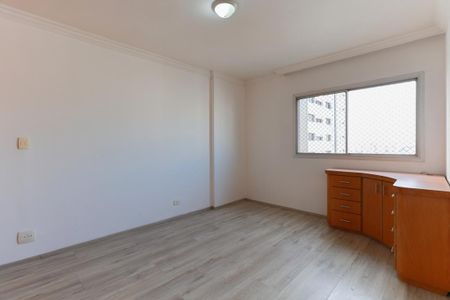 Apartamento à venda com 140m², 3 quartos e 1 vaga Apartamento à venda com 140m², 3 quartos e 1 vagaSuíte