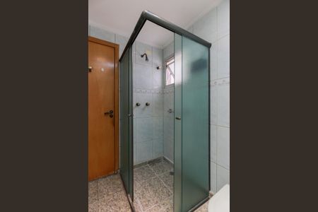 Apartamento à venda com 140m², 3 quartos e 1 vaga Apartamento à venda com 140m², 3 quartos e 1 vagaBanheiro da suíte