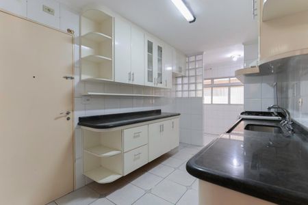 Apartamento à venda com 140m², 3 quartos e 1 vaga Apartamento à venda com 140m², 3 quartos e 1 vagaCozinha
