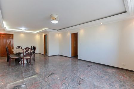 Apartamento à venda com 140m², 3 quartos e 1 vaga Apartamento à venda com 140m², 3 quartos e 1 vagaSala