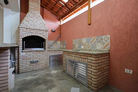 Apartamento à venda com 140m², 3 quartos e 1 vaga Apartamento à venda com 140m², 3 quartos e 1 vagaÁrea comum - Churrasqueira