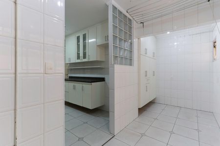Apartamento à venda com 140m², 3 quartos e 1 vaga Apartamento à venda com 140m², 3 quartos e 1 vagaÁrea de serviço