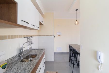 Apartamento para alugar com 47m², 2 quartos e 1 vaga Apartamento para alugar com 47m², 2 quartos e 1 vagaCozinha e área de serviço