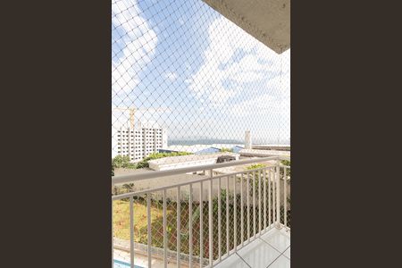 Sacada de apartamento para alugar com 2 quartos, 47m² em Vila Sul Americana, Carapicuíba