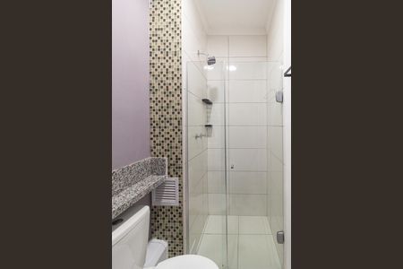 Apartamento para alugar com 47m², 2 quartos e 1 vaga Apartamento para alugar com 47m², 2 quartos e 1 vagaBanheiro da suíte