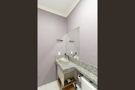 Apartamento para alugar com 47m², 2 quartos e 1 vaga Apartamento para alugar com 47m², 2 quartos e 1 vagaBanheiro da suíte