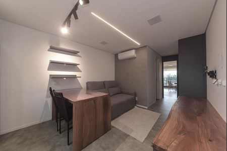 Sala de apartamento para alugar com 1 quarto, 42m² em Vila Cordeiro, São Paulo