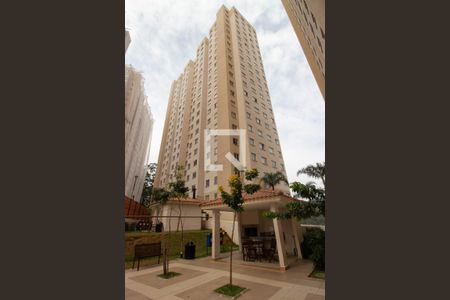 Apartamento para alugar com 44m², 2 quartos e 1 vaga Apartamento para alugar com 44m², 2 quartos e 1 vagaFachada