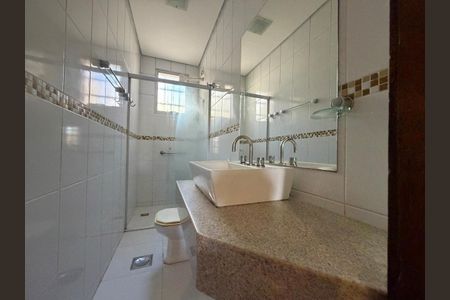 Apartamento à venda com 163m², 3 quartos e 3 vagasBanho Suite