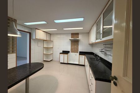 Apartamento à venda com 163m², 3 quartos e 3 vagasCozinha