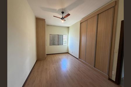 Apartamento à venda com 163m², 3 quartos e 3 vagasQuarto Suite