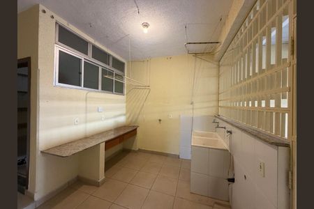 Apartamento à venda com 163m², 3 quartos e 3 vagasárea de serviço