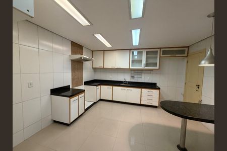 Apartamento à venda com 163m², 3 quartos e 3 vagasCozinha
