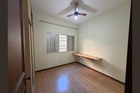 Apartamento à venda com 163m², 3 quartos e 3 vagasPrimeiro Quarto