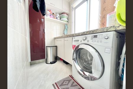 Apartamento à venda com 89m², 3 quartos e 2 vagasLavanderia