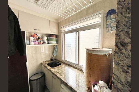 Apartamento à venda com 89m², 3 quartos e 2 vagasLavanderia