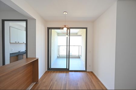 Apartamento para alugar com 62m², 2 quartos e 1 vagaSala