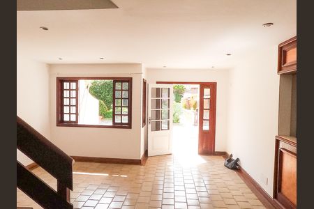Casa para alugar com 225m², 4 quartos e 3 vagasSala