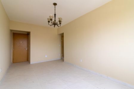 Sala de apartamento para alugar com 2 quartos, 100m² em Centro, Campinas
