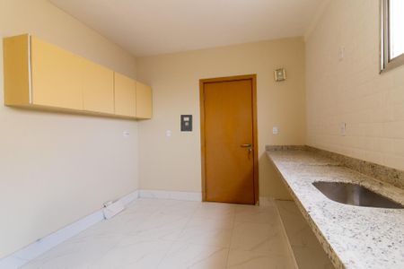 Apartamento para alugar com 100m², 2 quartos e 1 vagaCozinha