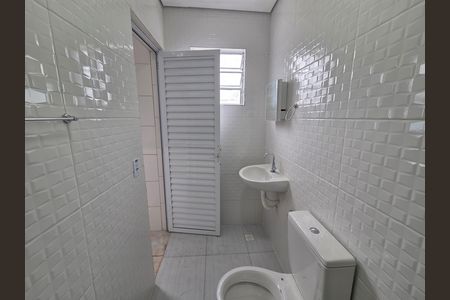 Casa para alugar com 90m², 2 quartos e sem vaga Casa para alugar com 90m², 2 quartos e sem vagaBanheiro