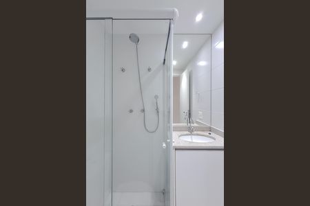 Apartamento para alugar com 48m², 2 quartos e 1 vaga Apartamento para alugar com 48m², 2 quartos e 1 vagaBanheiro