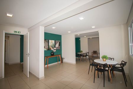 Apartamento à venda com 35m², 2 quartos e sem vaga Apartamento à venda com 35m², 2 quartos e sem vagaSalão de Festas