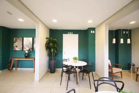 Apartamento à venda com 35m², 2 quartos e sem vaga Apartamento à venda com 35m², 2 quartos e sem vagaSalão de Festas