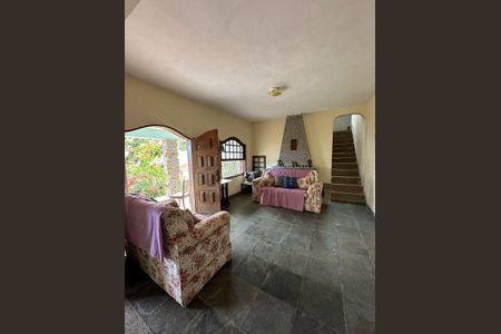 Casa para alugar com 450m², 7 quartos e 1 vaga Casa para alugar com 450m², 7 quartos e 1 vagaQuarto