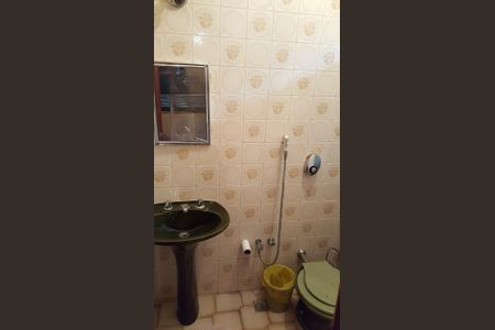 Casa para alugar com 450m², 7 quartos e 1 vaga Casa para alugar com 450m², 7 quartos e 1 vagaBanheiro
