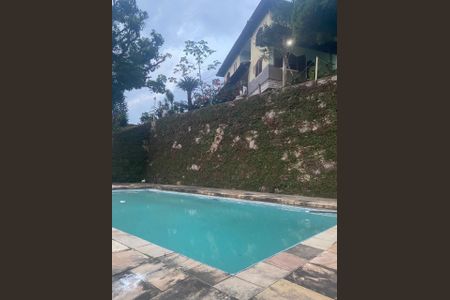 Casa para alugar com 450m², 7 quartos e 1 vaga Casa para alugar com 450m², 7 quartos e 1 vagaPiscina