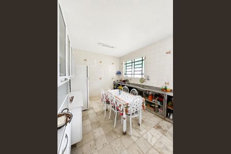 Casa para alugar com 450m², 7 quartos e 1 vaga Casa para alugar com 450m², 7 quartos e 1 vagaCozinha