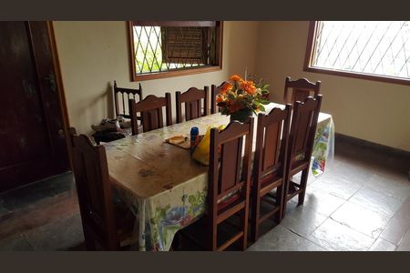 Casa para alugar com 450m², 7 quartos e 1 vaga Casa para alugar com 450m², 7 quartos e 1 vagaSala de Jantar