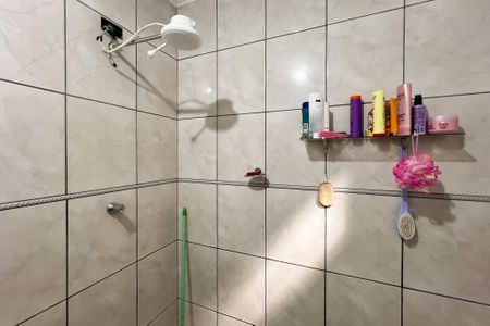 Banheiro social de casa à venda com 2 quartos, 300m² em Jardim Santo Antonio, Valinhos