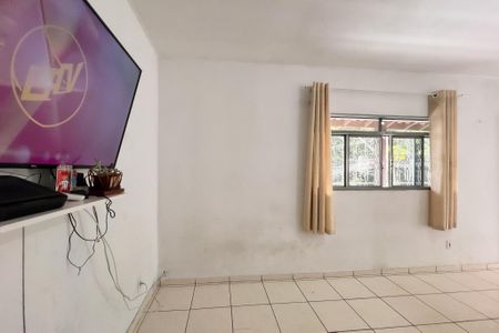 Sala de casa à venda com 2 quartos, 300m² em Jardim Santo Antonio, Valinhos