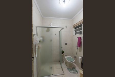 Casa à venda com 242m², 3 quartos e 3 vagasBanheiro da Suíte 1
