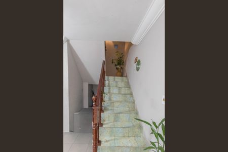 Escada de casa à venda com 3 quartos, 242m² em Recanto do Sol Ii, Campinas