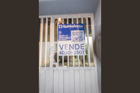 Casa à venda com 242m², 3 quartos e 3 vagasPlaquinha