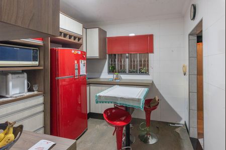Casa à venda com 242m², 3 quartos e 3 vagasCozinha