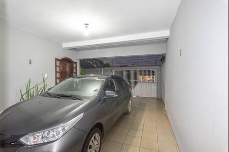 Casa à venda com 242m², 3 quartos e 3 vagasGaragem