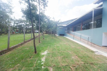 Casa de condomínio à venda com 236m², 3 quartos e 3 vagas Casa de condomínio à venda com 236m², 3 quartos e 3 vagasquintal