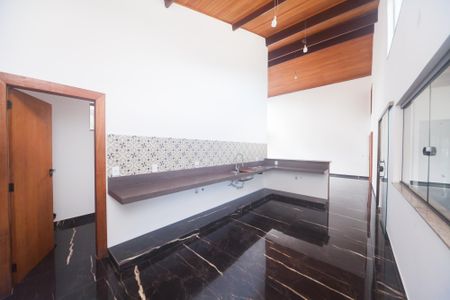Casa de condomínio à venda com 236m², 3 quartos e 3 vagas Casa de condomínio à venda com 236m², 3 quartos e 3 vagasCozinha