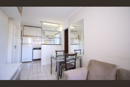 Sala de apartamento para alugar com 2 quartos, 45m² em Cidade Líder, São Paulo
