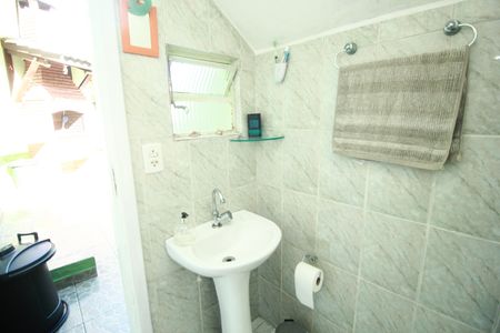 Casa à venda com 120m², 3 quartos e 3 vagas Casa à venda com 120m², 3 quartos e 3 vagasLavabo