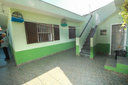 Casa à venda com 120m², 3 quartos e 3 vagas Casa à venda com 120m², 3 quartos e 3 vagasQuintal