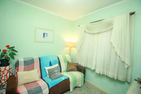 Casa à venda com 120m², 3 quartos e 3 vagas Casa à venda com 120m², 3 quartos e 3 vagasSala de TV