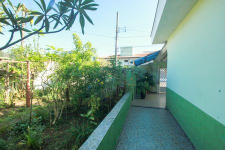 Casa à venda com 120m², 3 quartos e 3 vagas Casa à venda com 120m², 3 quartos e 3 vagasQuintal
