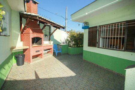 Casa à venda com 120m², 3 quartos e 3 vagas Casa à venda com 120m², 3 quartos e 3 vagasChurrasqueira