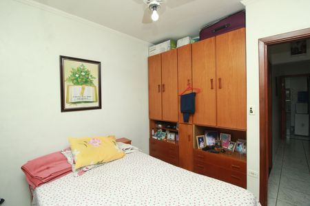 Casa à venda com 120m², 3 quartos e 3 vagas Casa à venda com 120m², 3 quartos e 3 vagasQuarto 2